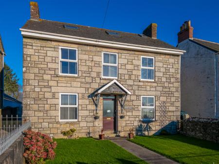 Sunny Villa, Breage-02.jpg