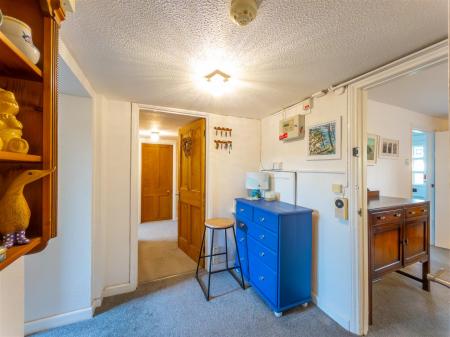 Lyndale, Helston-28.jpg