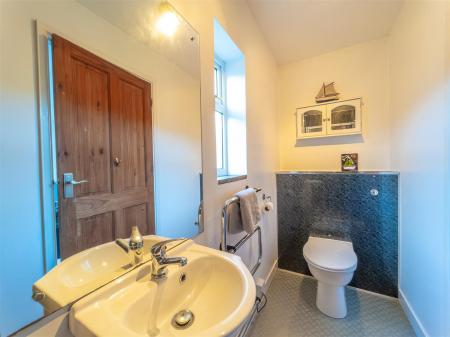 Lyndale, Helston-39.jpg