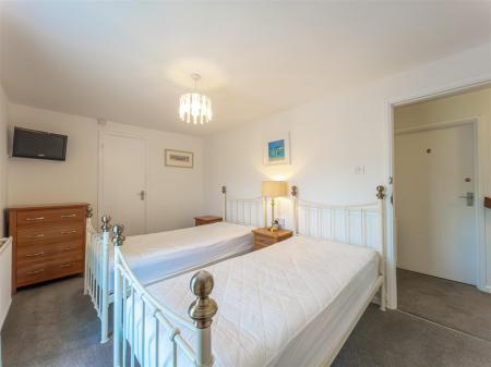 Lyndale, Helston-19.jpg