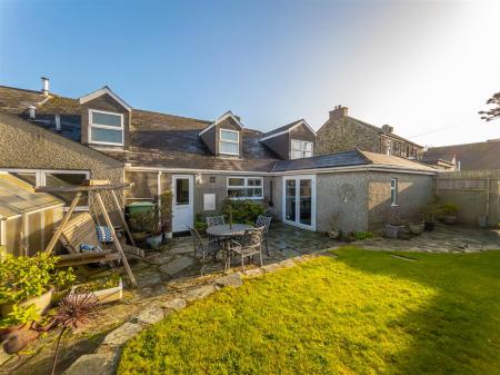 Lyndale, Helston-44.jpg