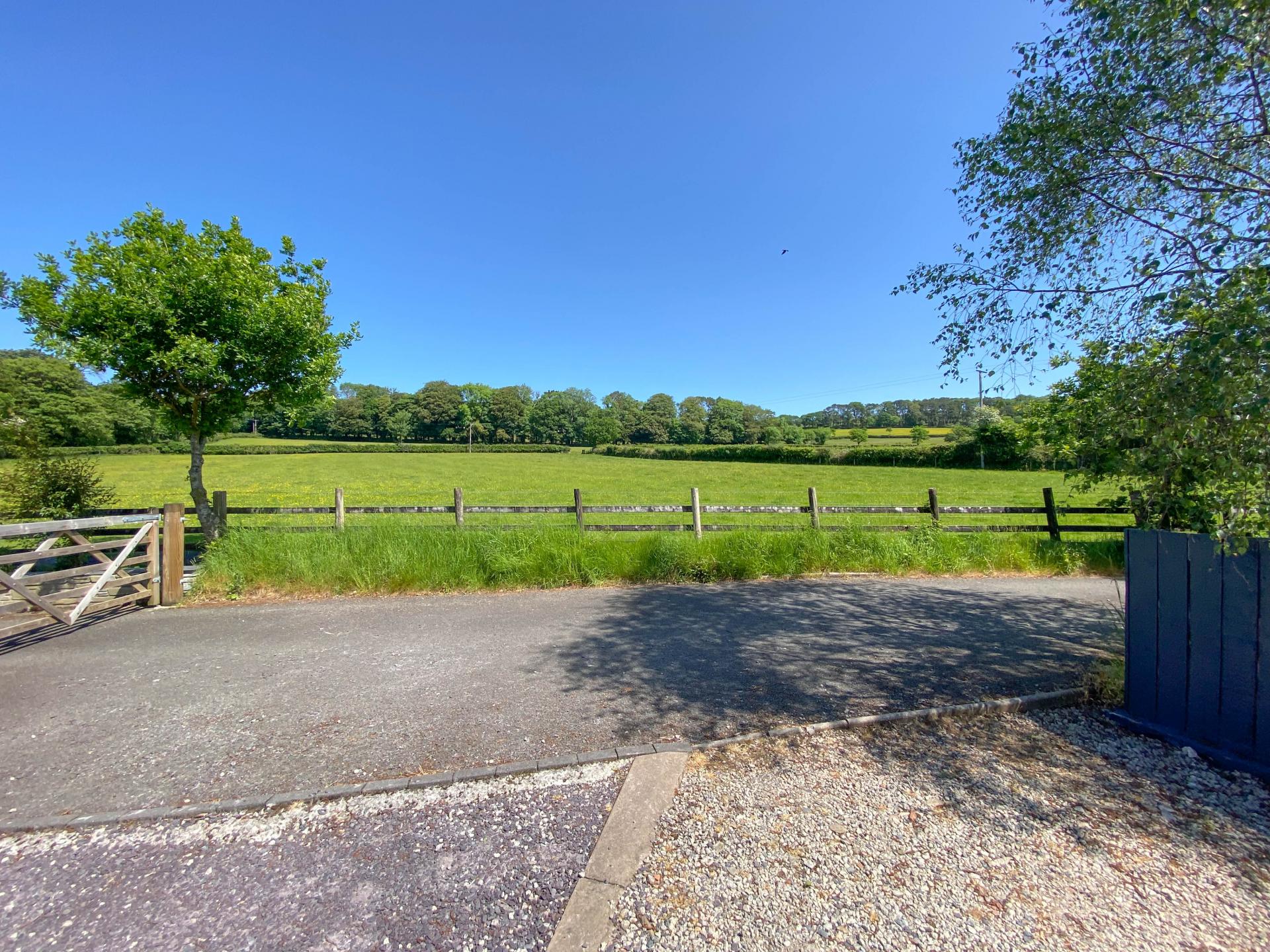 2 bedroom Cottage for sale in YELVERTON