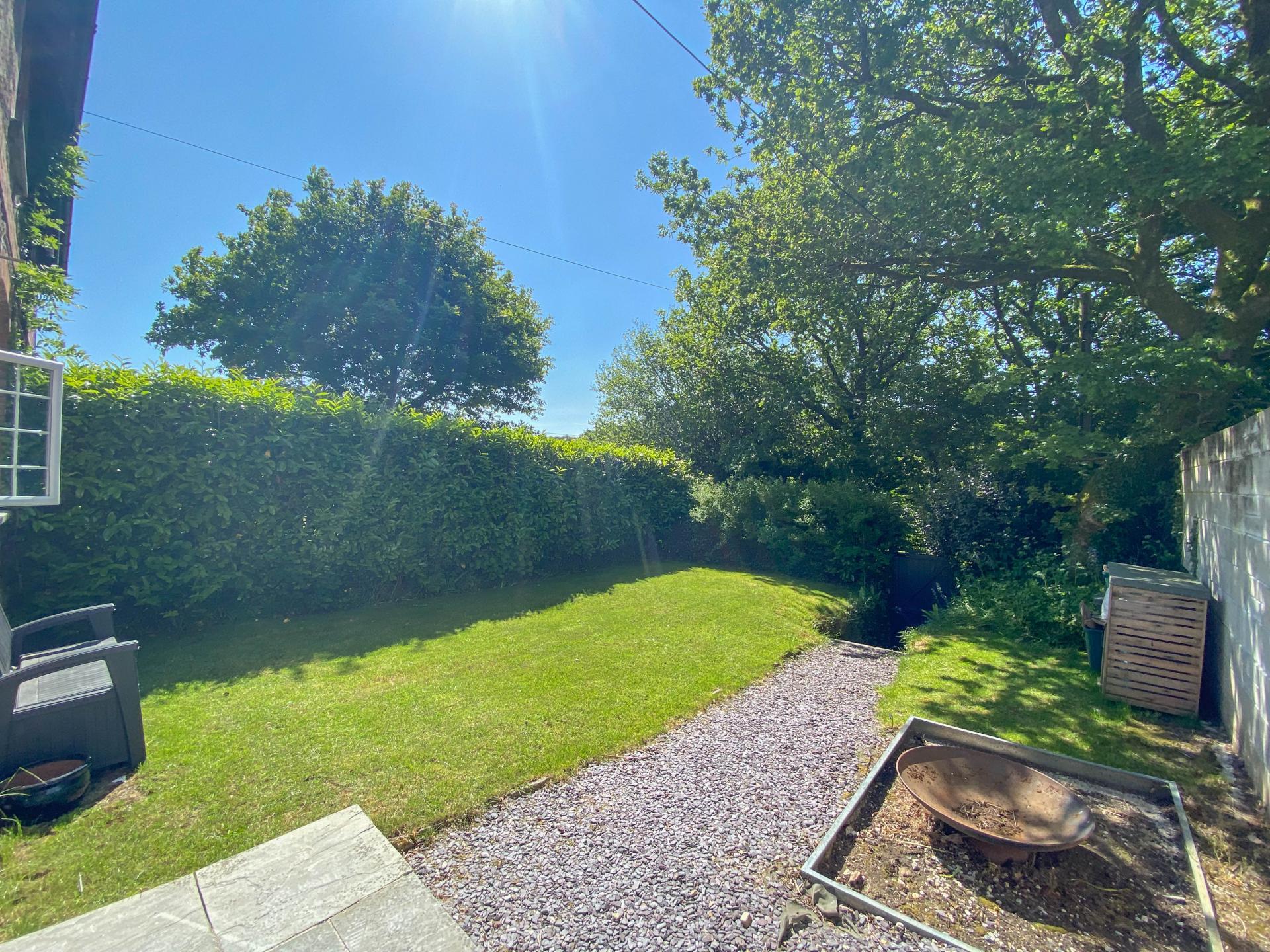 2 bedroom Cottage for sale in YELVERTON