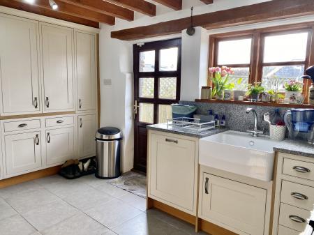 Beautiful Kitchen with beams