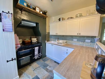 Newly Fitted Kitchen