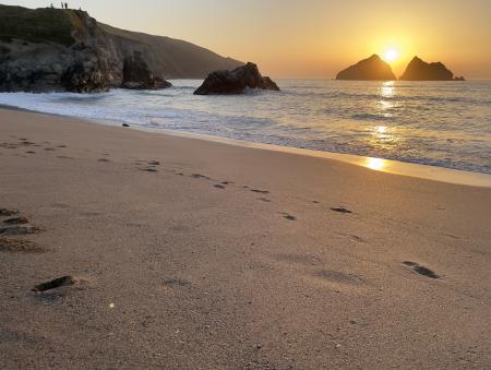 Holywell Bay