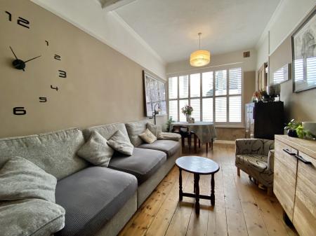 Sitting/Dining Room