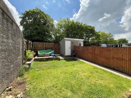 Sunny South-Facing Garden