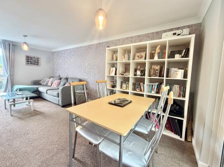 Spacious Sitting/Dining Room