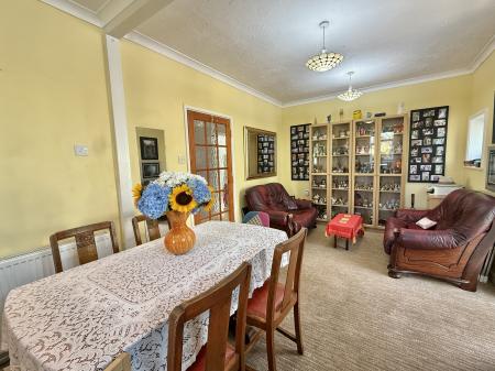 Dining/Family Room