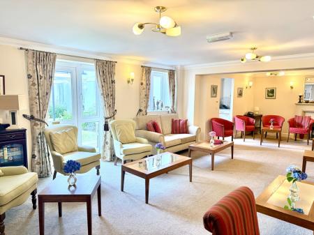 Communal Lounge