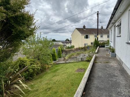 Garden to Front