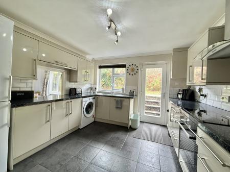 Modern Kitchen
