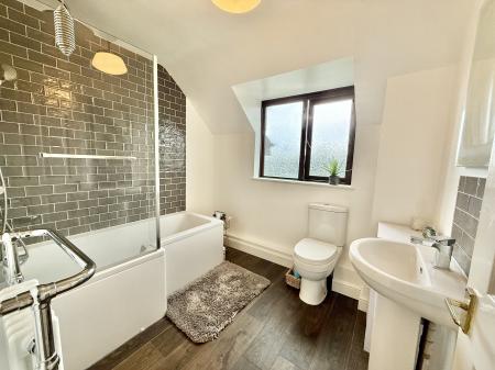 Modern Bathroom