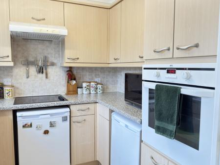 Fitted Kitchen