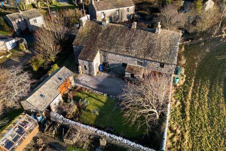 Garden & Outbuildings