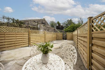 Rear Patio Garden