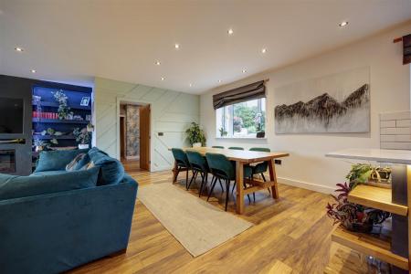 Open Plan Sitting & Dining Room