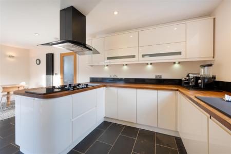 Open Plan Kitchen Diner