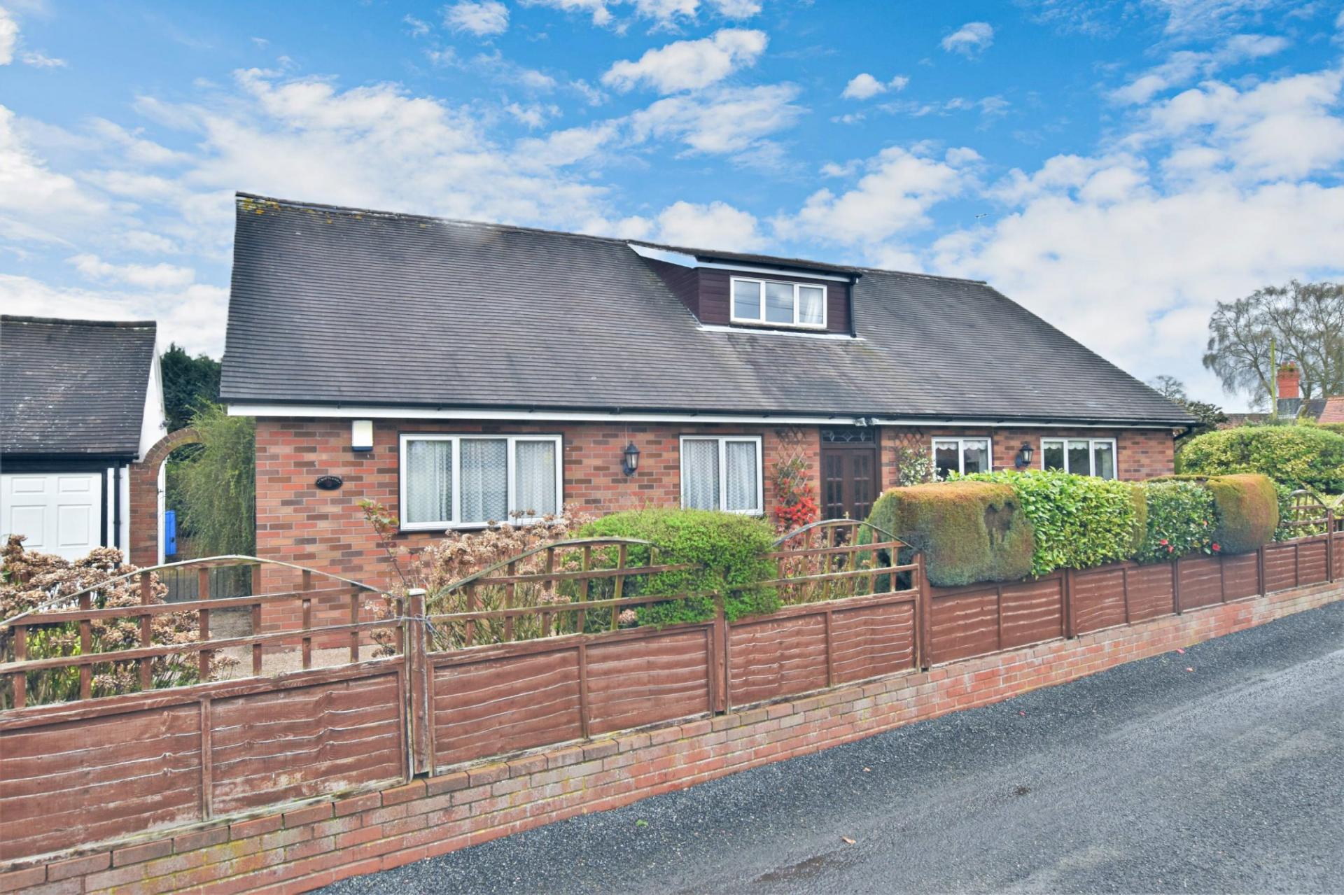 3 bedroom Detached Bungalow for sale in Market Drayton