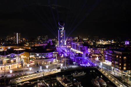 Gunwhat Quays Night 1.png