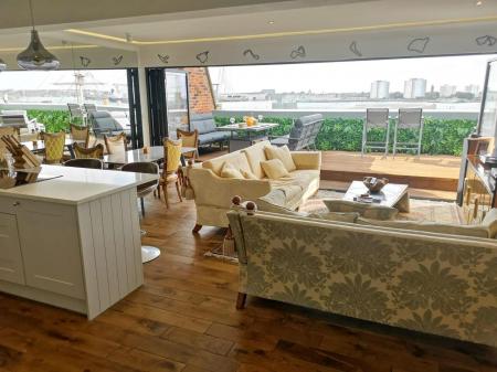 WhatsApp Image 2025-03-11 at 13.14.04 (3).jpeg