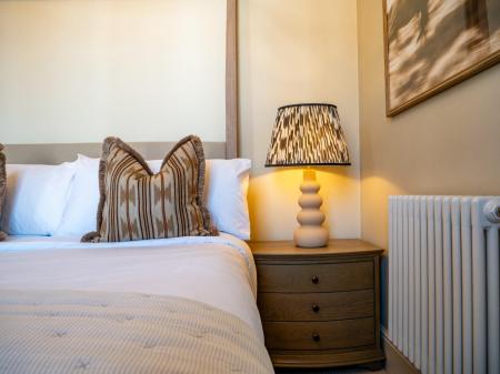 Southsea Show Flat HR-29.jpg