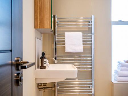 Southsea Show Flat HR-35.jpg