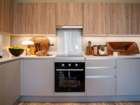 Southsea Show Flat HR-43.jpg