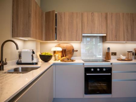 Southsea Show Flat HR-62.jpg