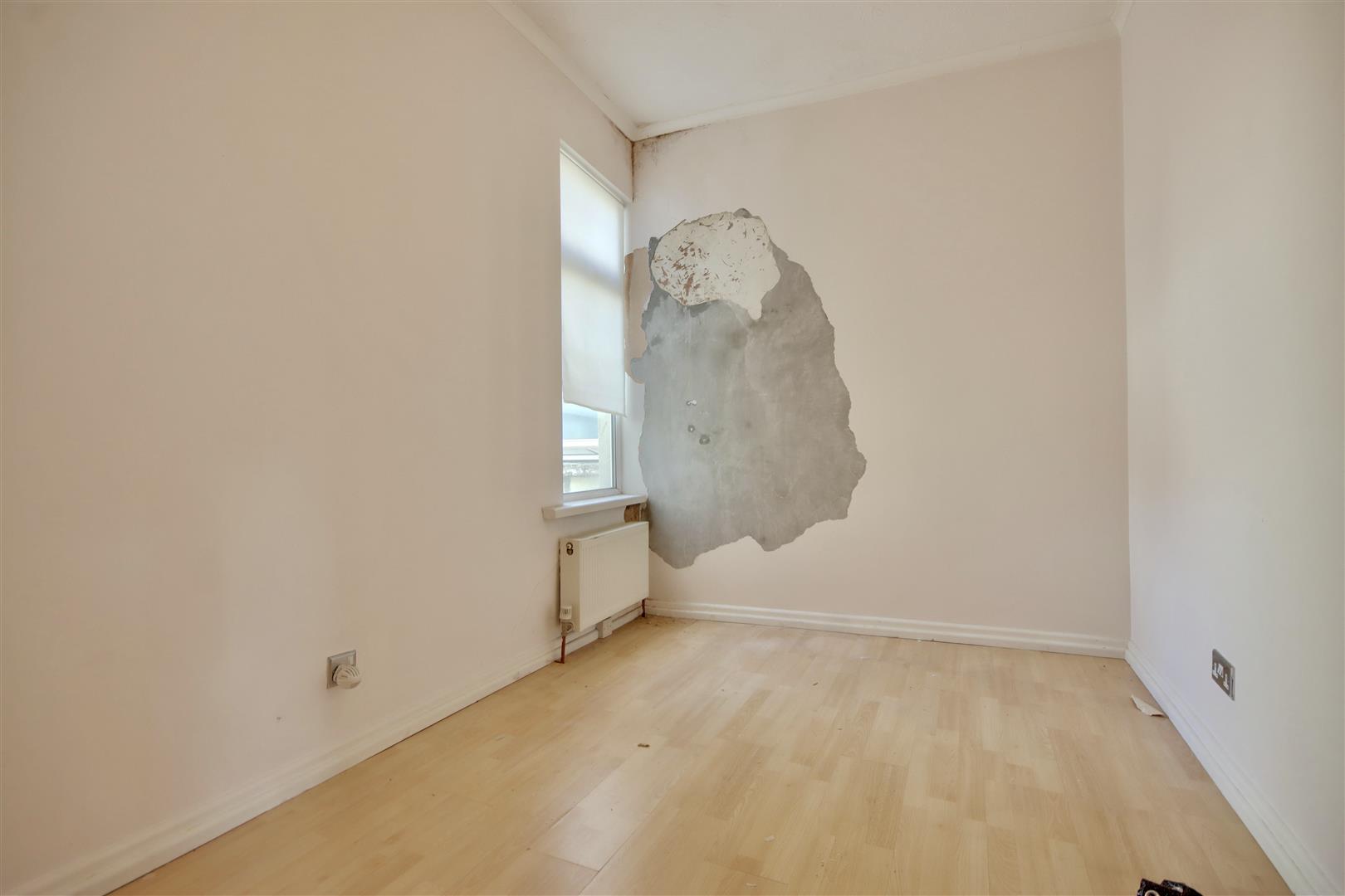 3 bedroom End of Terrace House for sale in Portsmouth