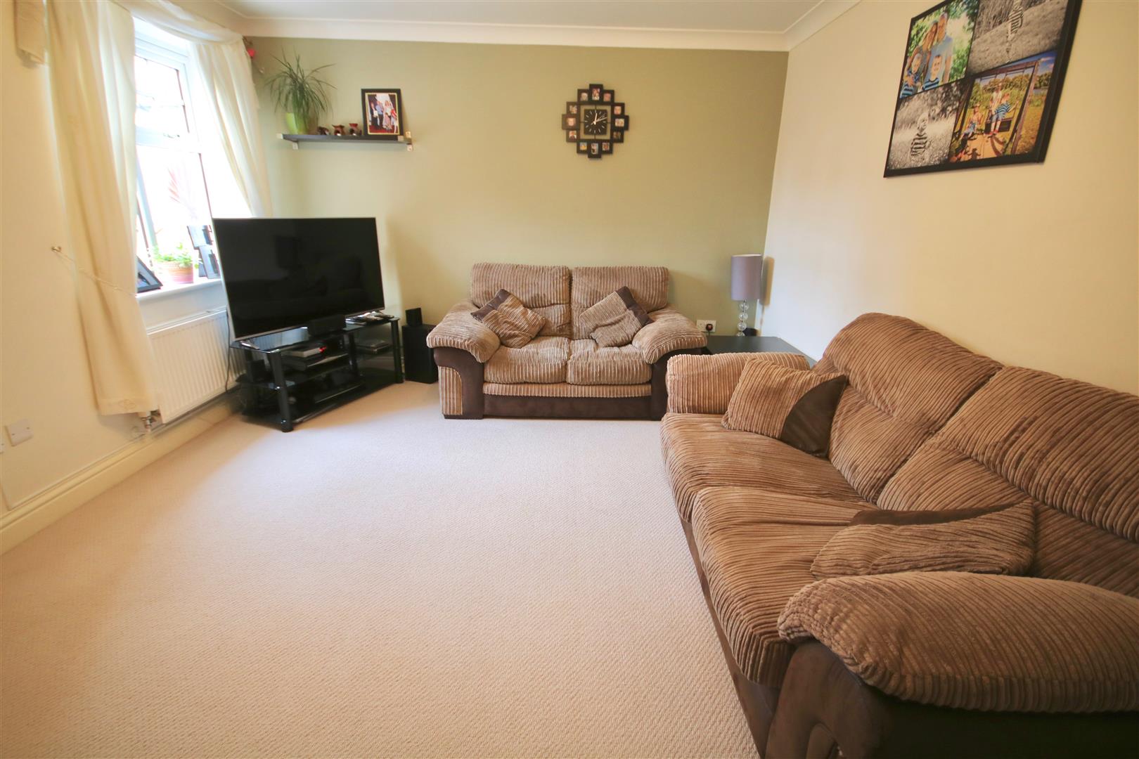 3 bedroom SemiDetached House for rent in Havant