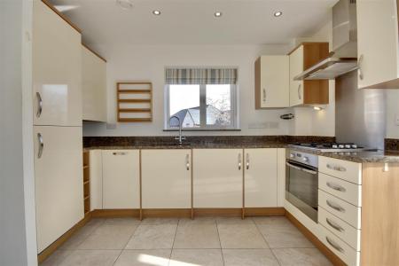 Kitchen/Lounge