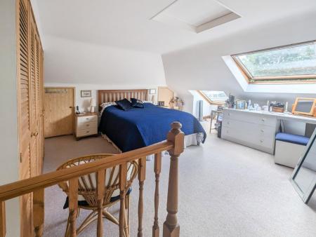 9017959-104685-133922305245919765-3cd486dc-c340-f2