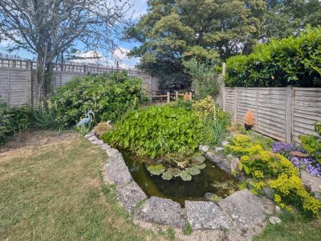 9017959-104681-133922305213574827-582361a6-533b-bc