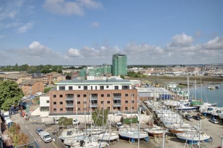 Marina 1.jpg
