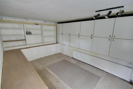 STORE