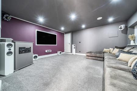 CINEMA ROOM