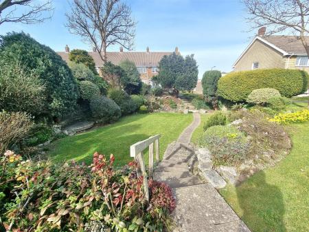 Lodge Gardens