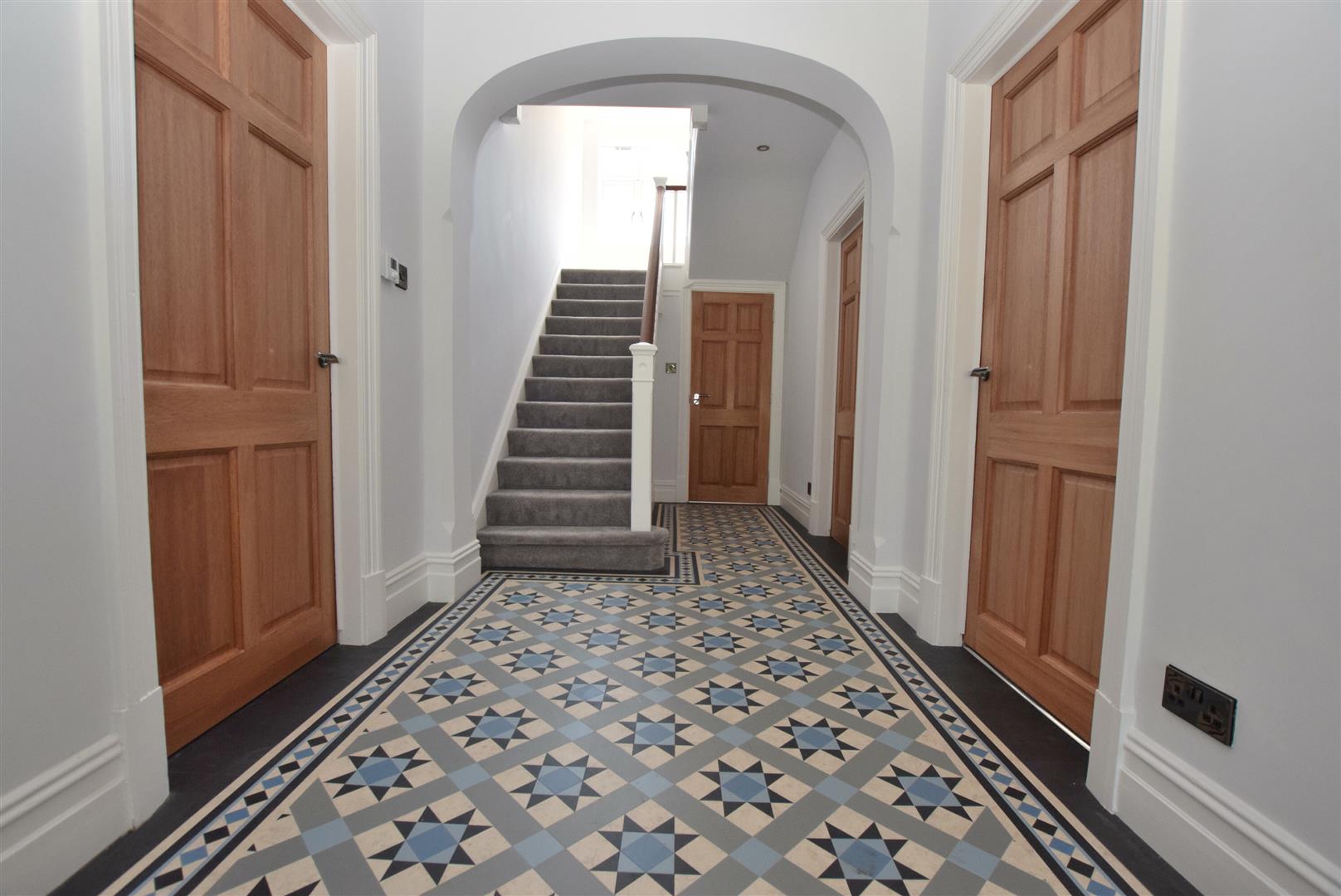 5 bedroom Detached House for sale in Derby
