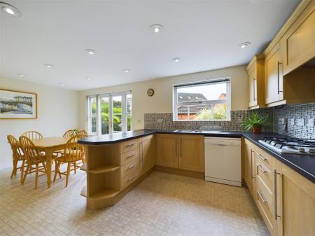 Open Plan Dining Kitchen