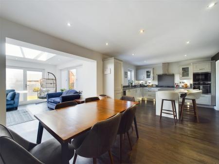 Open Plan Dining Kitchen