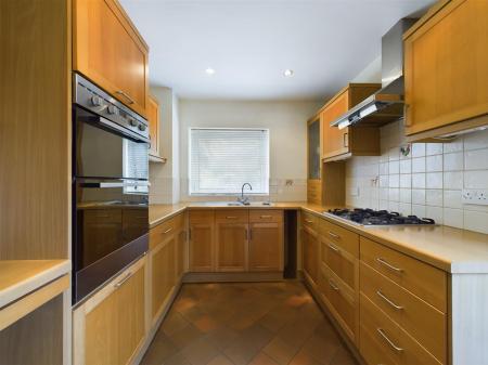 Fitted Kitchen