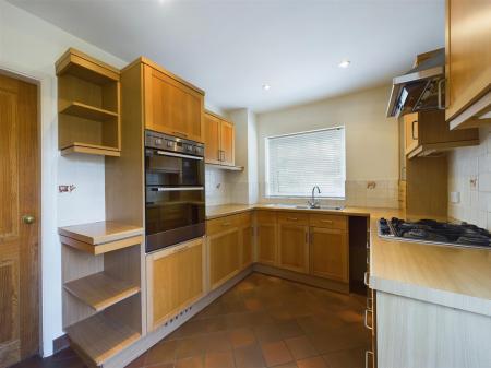 Fitted Kitchen