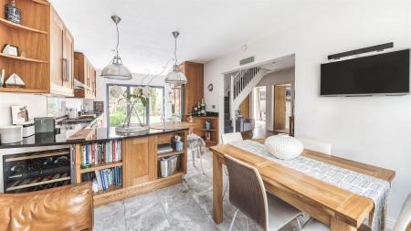 Stunning Open Plan Living Kitchen