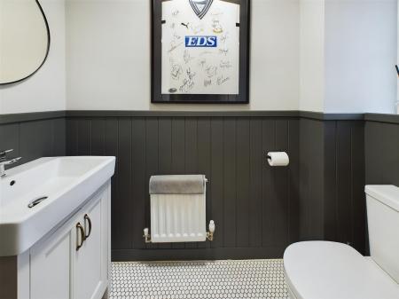 Fitted Guest Cloakroom