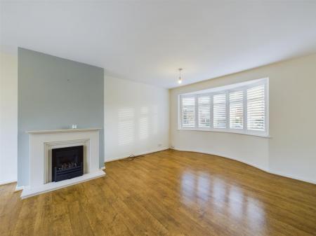 Open Plan Lounge/Dining Room