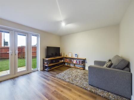 Spacious Lounge/Dining room