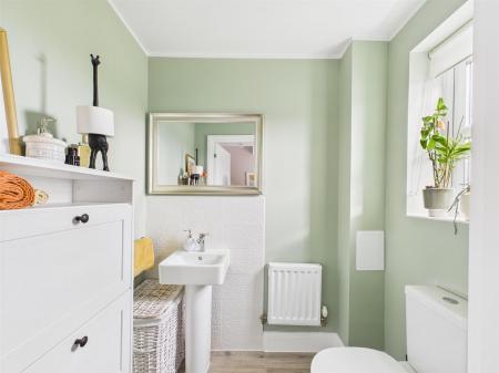 Cloakroom/WC