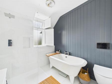 Well-Appointed Bathroom